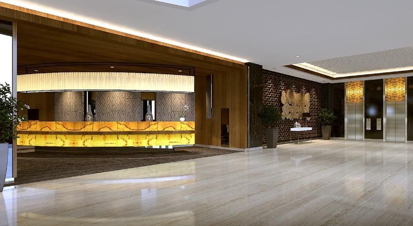 Golden City Hotel And Convention Center - Chse Certified Семаранг Экстерьер фото